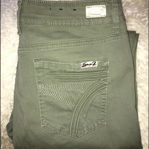 Seven Jeans High Rise Skinny